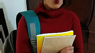 cum overflows from mouth