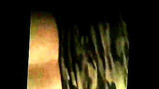 girls first xxx blod video