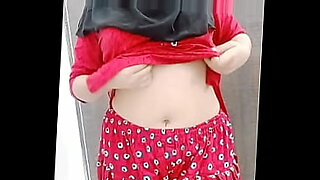 i fuck my friends mom and cum inside her