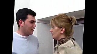 sex while sleeping mom