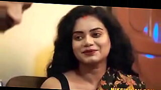 sister and mother enjoing and bro come