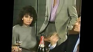 lesbians useing strapons