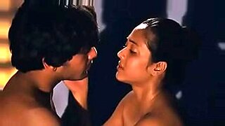 hindi madhuri dixit sexy video blue video mein