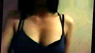 sunny leone and girl friends have a pussy eating party2