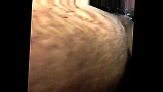 2 asian girls with tiny tits kissing rubbing pussies scissor on the bed in the room