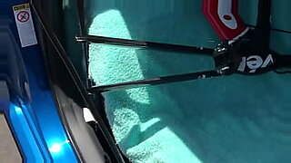big oily round ass bouncing