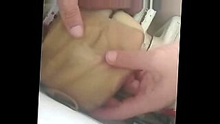 amateur lady fisted and stretched