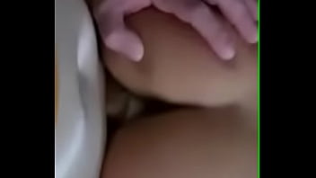 gordita argentina acabada en la vagina