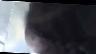 mother forces her daughter into lesbian sex for first time