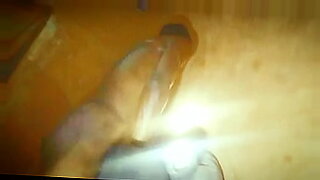 indian desi bath girls outdoor by handpump