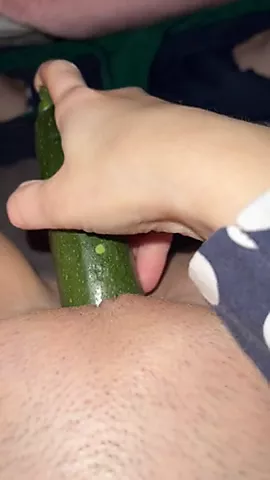 xxx model cute virgin