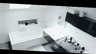 viejo y jovencita virgen violada