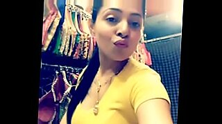 sexy indian babe seduce boss in office and get banged