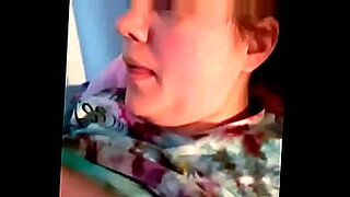 mom son share bed in hitel