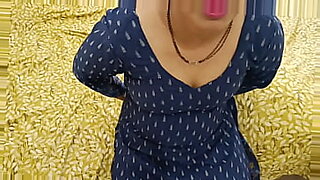 bhabhi ki chudai bhojpuri mein saree wali behan ke aunty