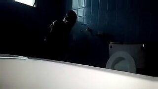 mature threesome bi