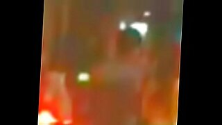 girl sucks dick video