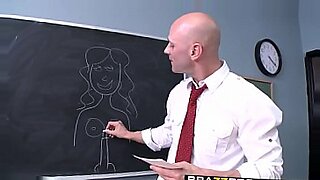 johnny sins fuck hot tattoo girl at bench