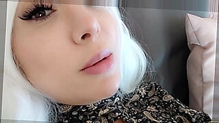 she cums with my cock on the outside