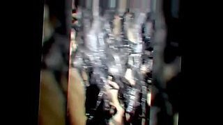 girls first xxx blod video