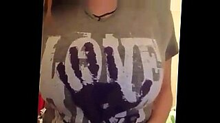 kekane dont let her man to go without fucking her