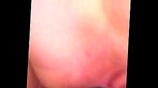 kaley cuoco tape icloud video stolen webcam chatroulette skype lesbian cum