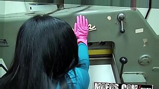 xvideo wrong hole