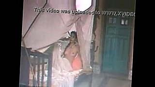 mom and dad try to sex with his daughter