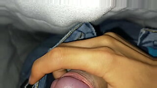 amateur girls flash and hostess sucks dick in money talks stunt