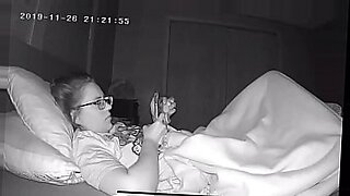 amateur girls flash and hostess sucks dick in money talks stunt