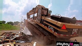 phim sex cuop ngan hang hiep dam nhan vien