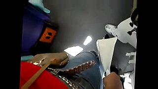 aunty dick touch bus