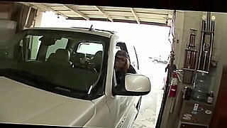 3 bitches from iraq make lesbian 1