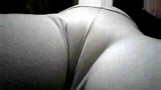 mom and duagther 1990