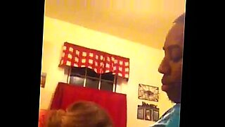 mandy farting on red panty