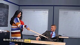 kartina rose fuck in auns in washroom