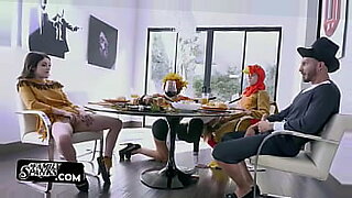mom fucking in front of son