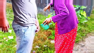 ladki ghoda ki salad le ke choda tsr bp video open