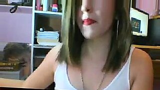 vidio porno cinta laura saat ranjang orang bule