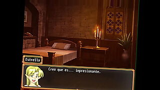 se masturba y se mete su propio pene en el ano