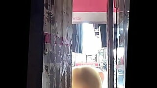 tante nafsu terpaksa ngentot anak tiri di hotel