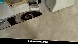 mom and son get fucked in the bed