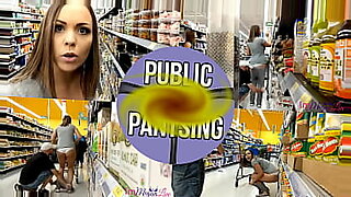 indian flashing aunty thoppul in public
