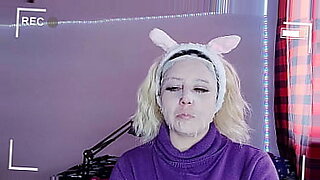 fucking machine in a wet creamy pussy