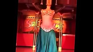 hot woman does a sexy belly dance awesome5