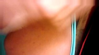 teen pussy finger and dildo