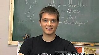 online dating when to ask for phone number