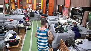barbara no motel com 2 macho