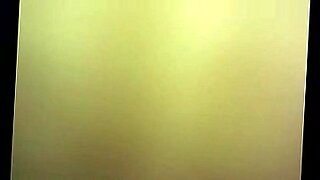 18 years old black man vs white girl first time