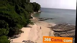 sex at a amatuer free nude beach